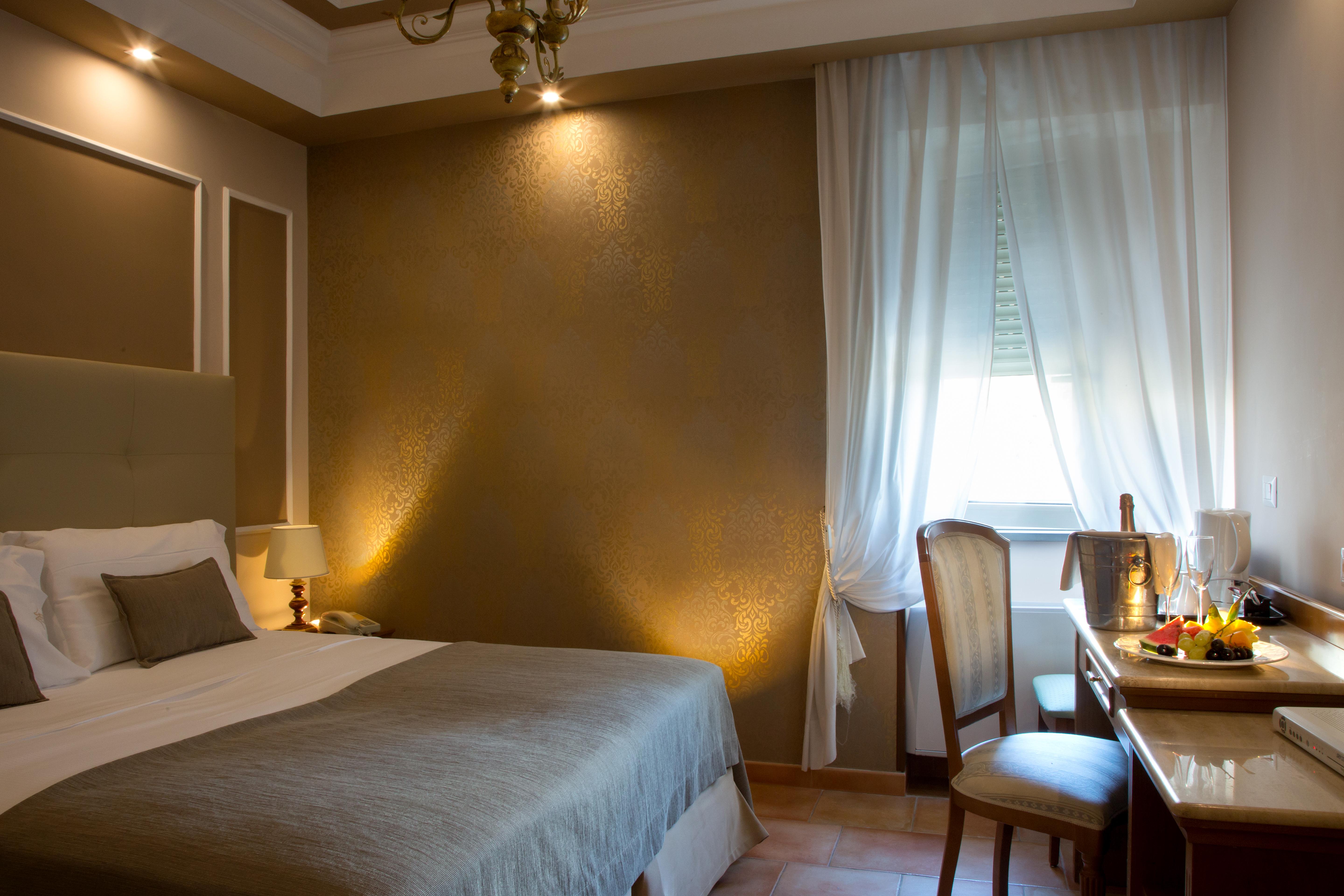 Montespina Park Hotel Naples Exterior photo