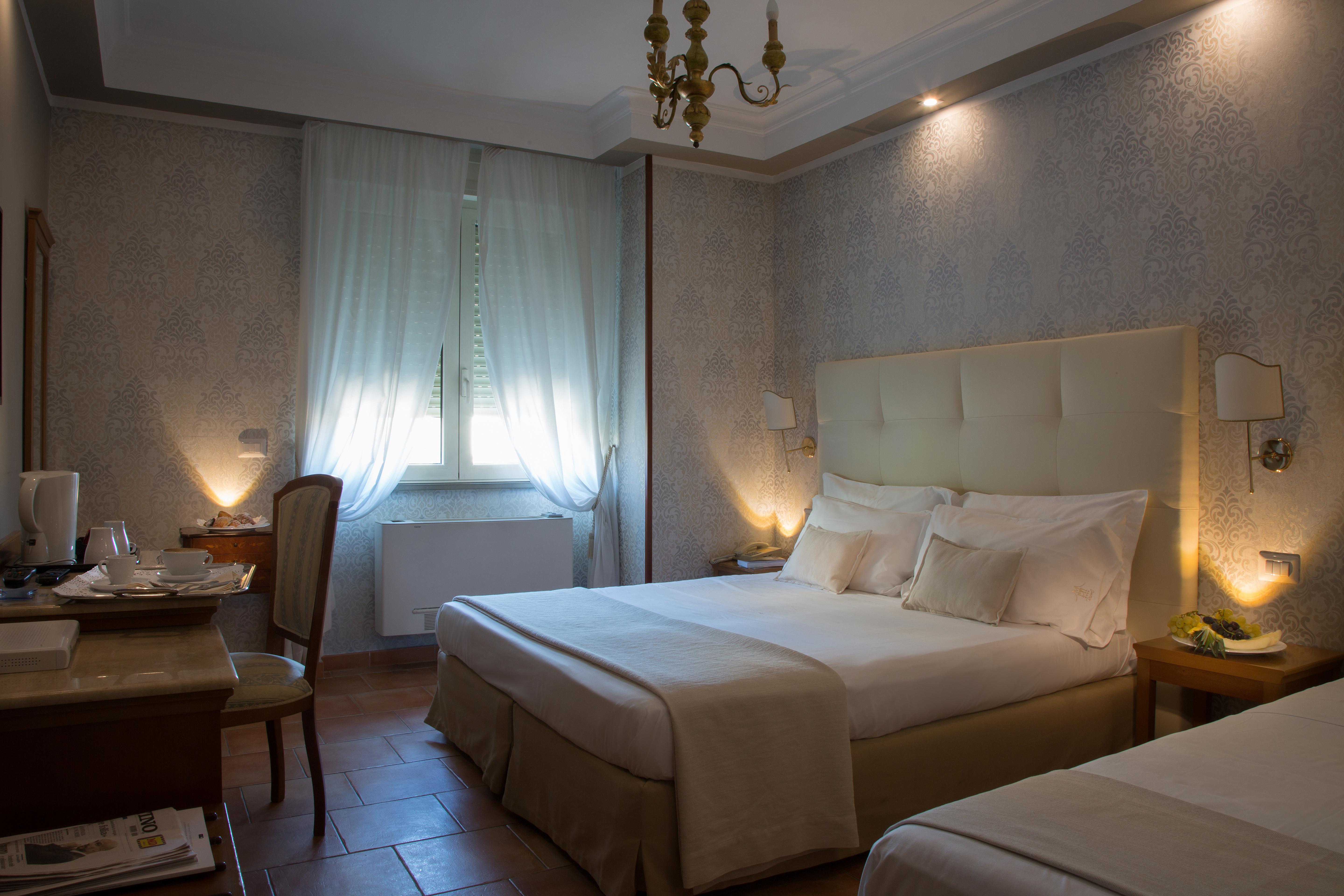Montespina Park Hotel Naples Exterior photo