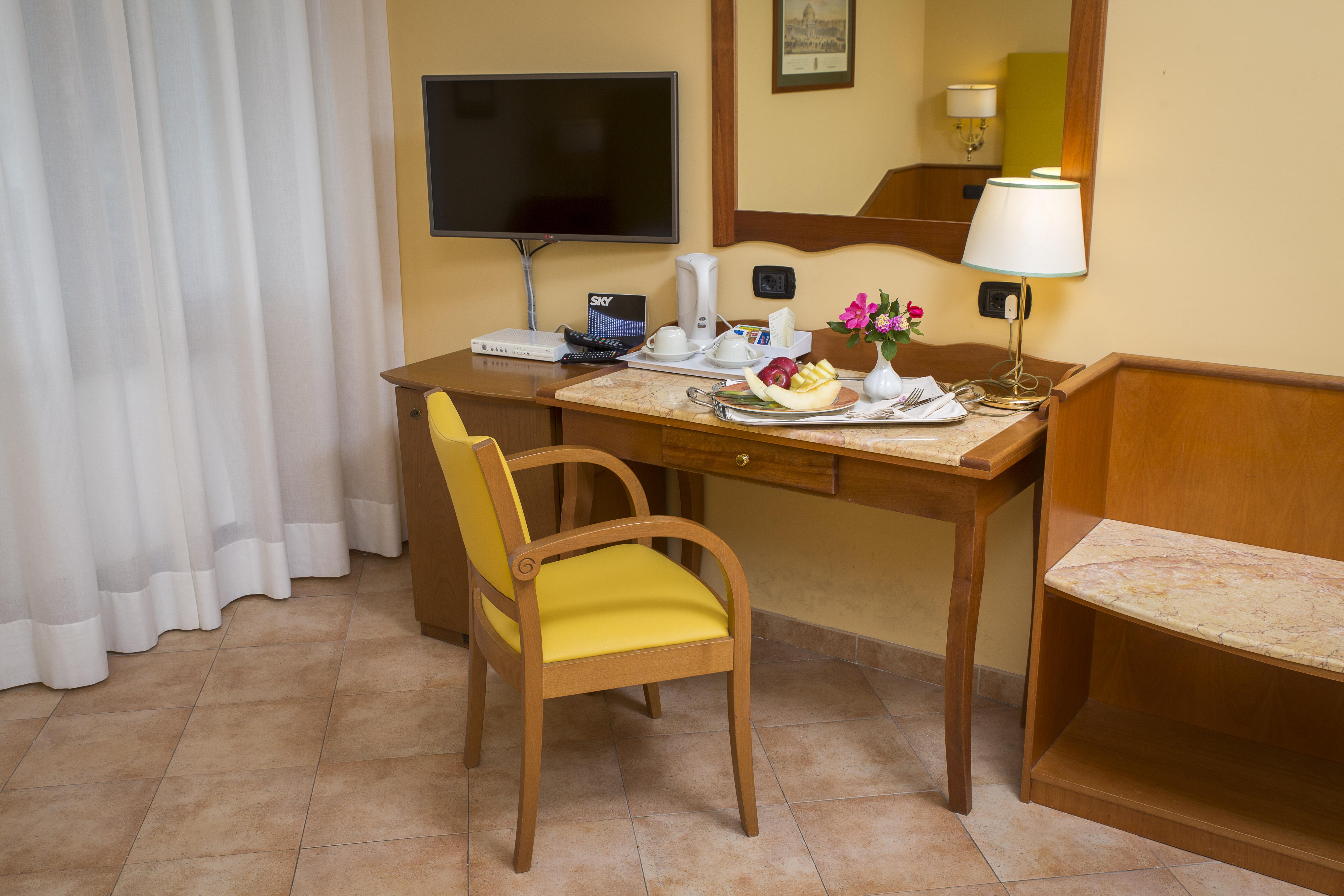 Montespina Park Hotel Naples Exterior photo