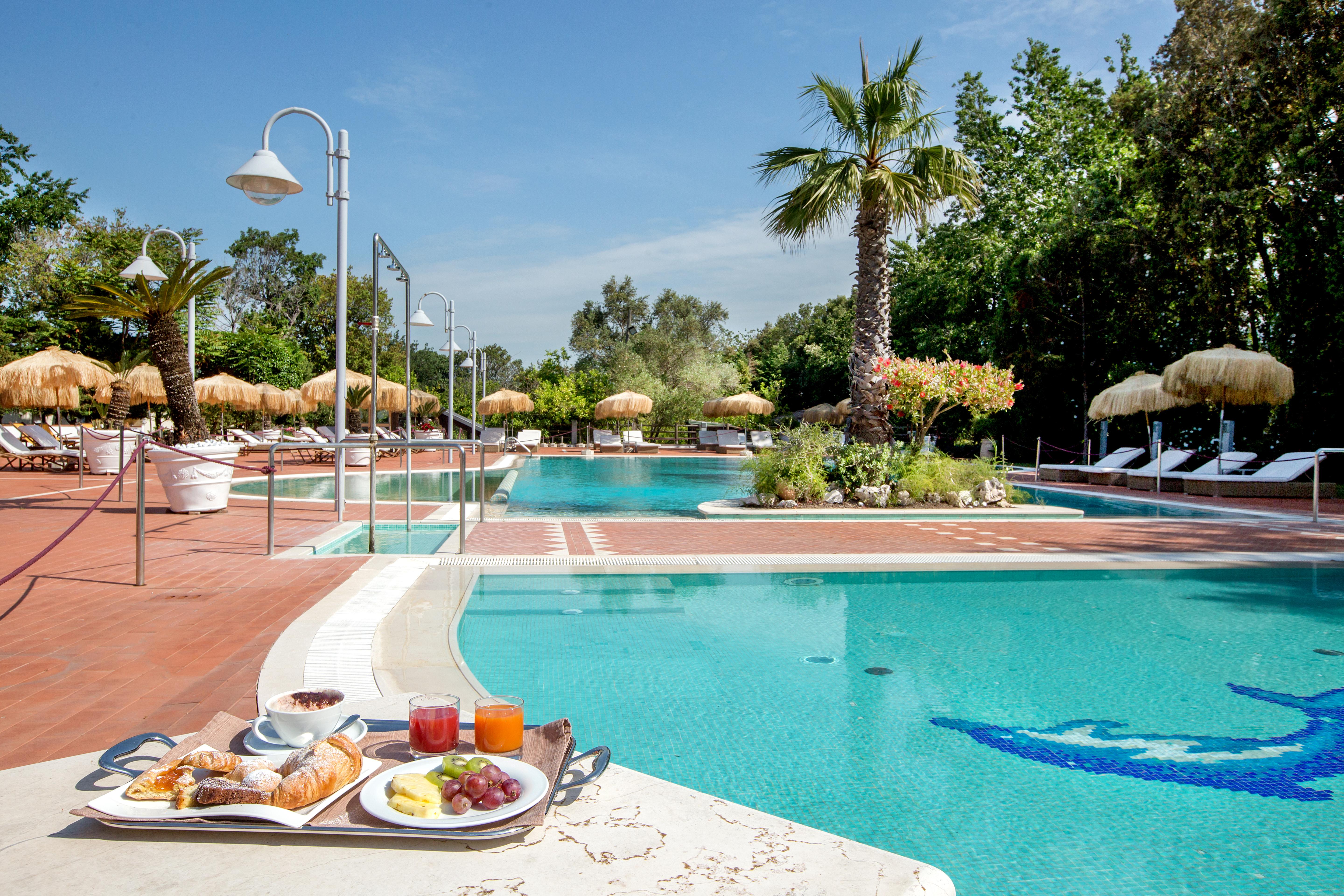 Montespina Park Hotel Naples Exterior photo