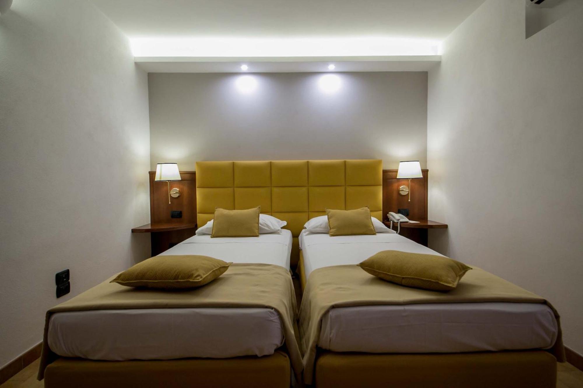 Montespina Park Hotel Naples Room photo
